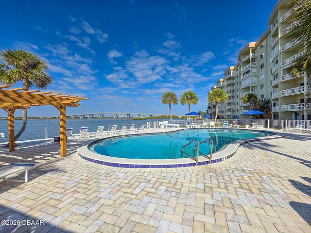 3606 S Peninsula Dr Apt 605, Port Orange, FL 32127