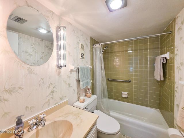 3606 S Peninsula Dr Apt 605, Port Orange, FL 32127