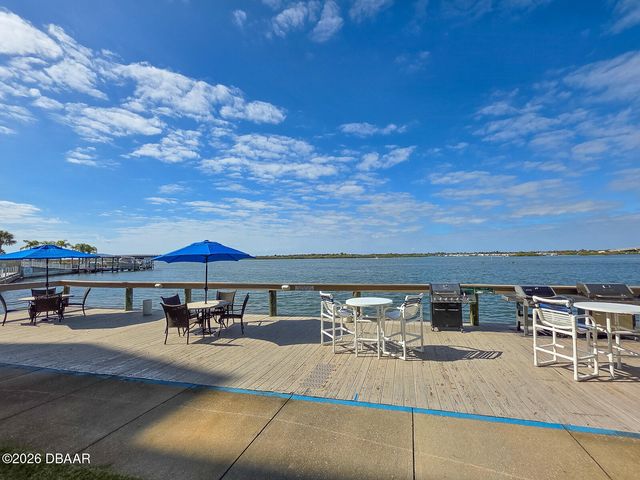 3606 S Peninsula Dr Apt 605, Port Orange, FL 32127