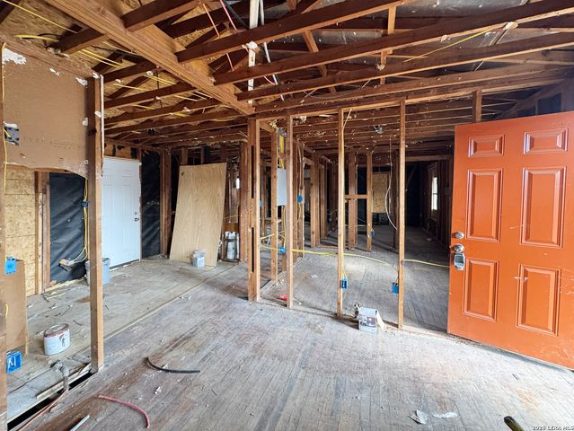 1513 Gibbs, San Antonio, TX 78202