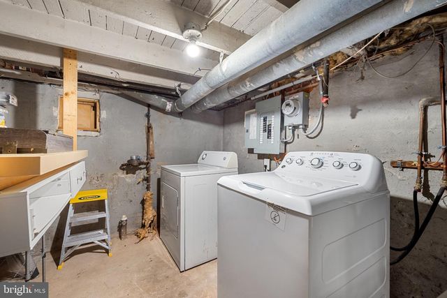 211 S MADEIRA ST, Baltimore, MD 21231