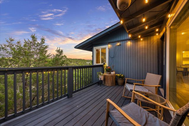 6407 Lynn LN, Lago Vista, TX 78645