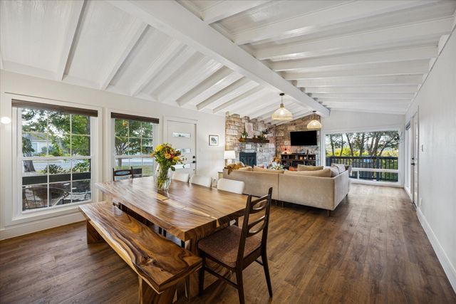 6407 Lynn LN, Lago Vista, TX 78645