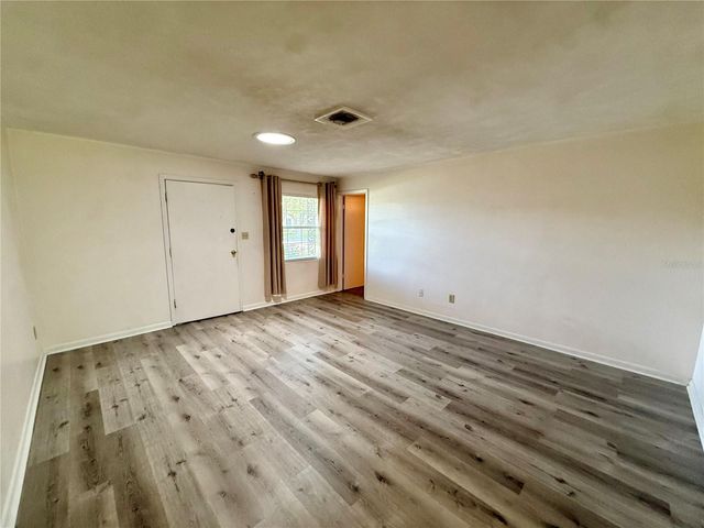 4332 BLONIGEN AVENUE, Orlando, FL 32812