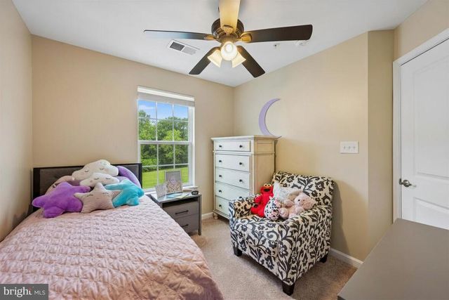 1843 HONEYSUCKLE CT, Downingtown, PA 19335