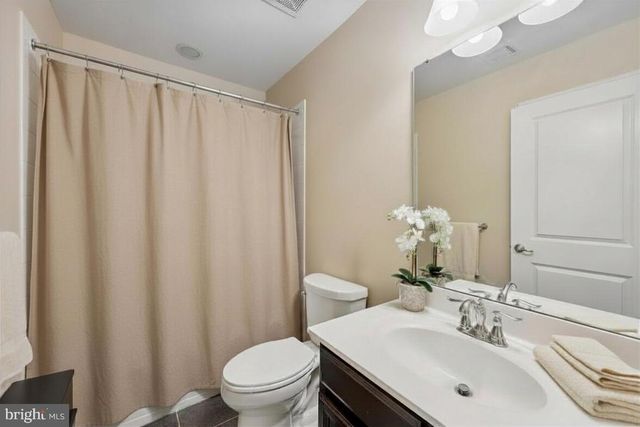 1843 HONEYSUCKLE CT, Downingtown, PA 19335