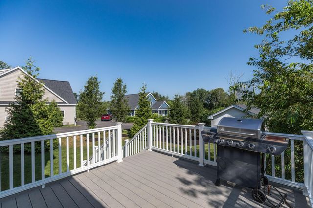 6 Chadwick Circle, Windham, NH 03087