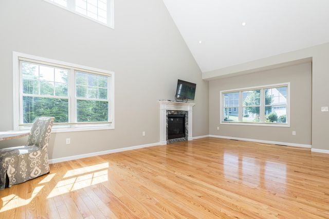 6 Chadwick Circle, Windham, NH 03087