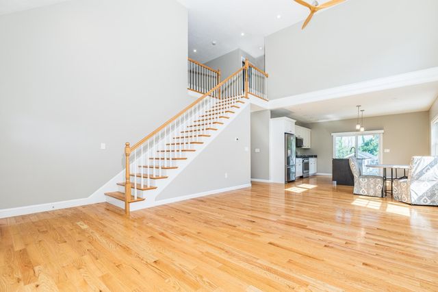 6 Chadwick Circle, Windham, NH 03087