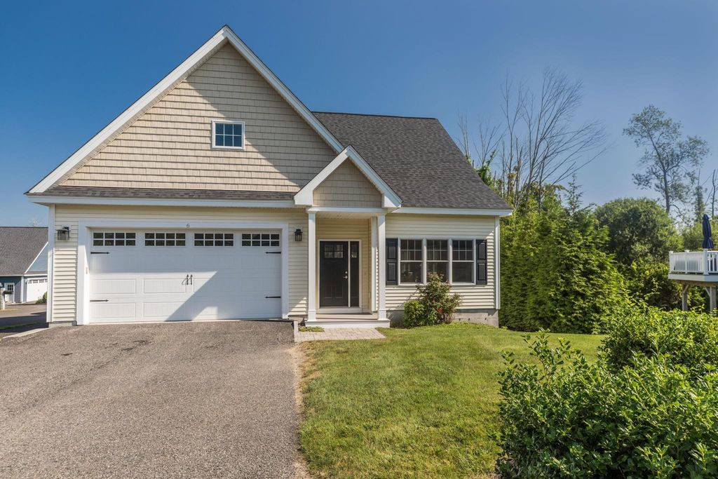 6 Chadwick Circle, Windham, NH 03087