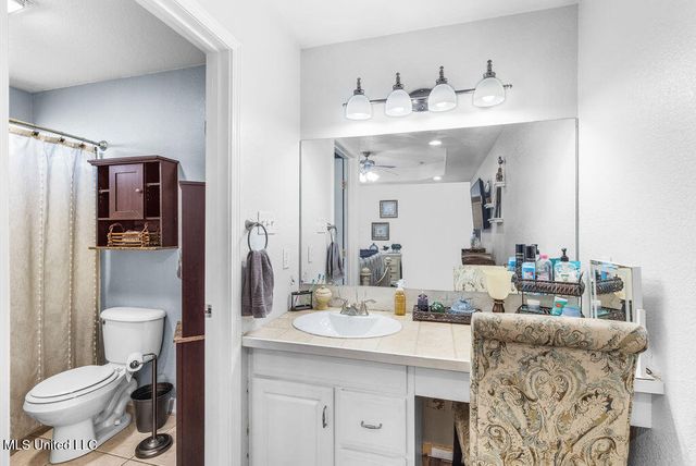 1021 Magnolia Street, Ocean Springs, MS 39564
