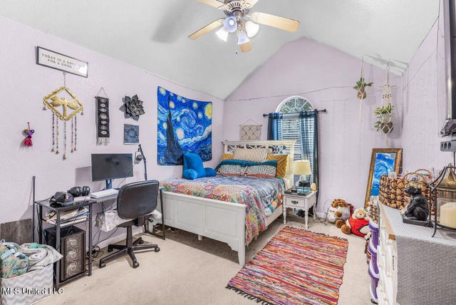 1021 Magnolia Street, Ocean Springs, MS 39564