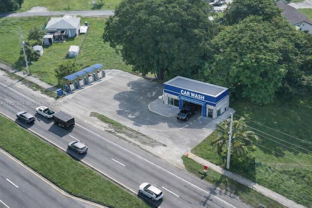 21855 S Dixie Highway, Miami, FL 33170