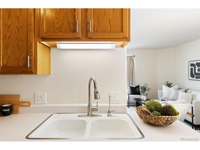 6926 Yellowpine Dr, Colorado Springs, CO 80919