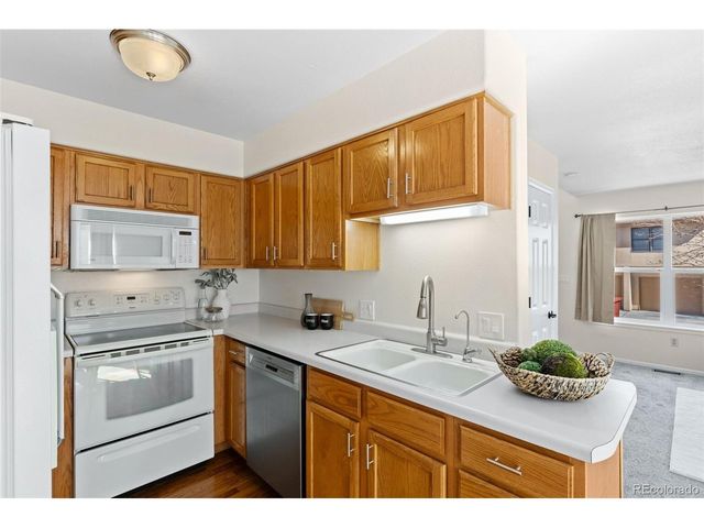 6926 Yellowpine Dr, Colorado Springs, CO 80919