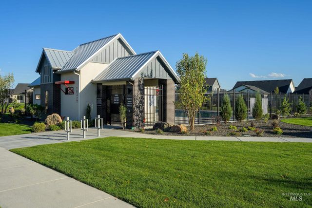 18079 Cinder Brook Ave, Nampa, ID 83687