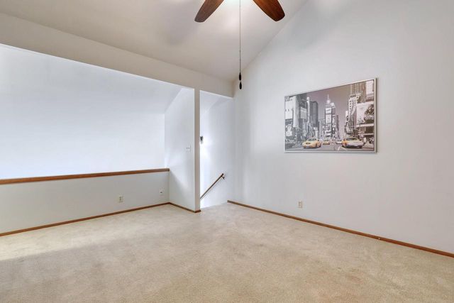 5184 Woodbridge LANE S, Greenfield, WI 53221