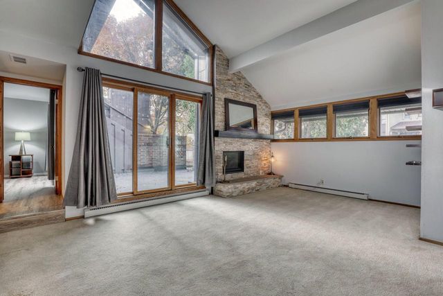 5184 Woodbridge LANE S, Greenfield, WI 53221