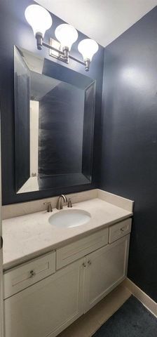 24264 Bashian Drive, Novi, MI 48375