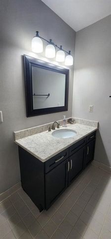 24264 Bashian Drive, Novi, MI 48375
