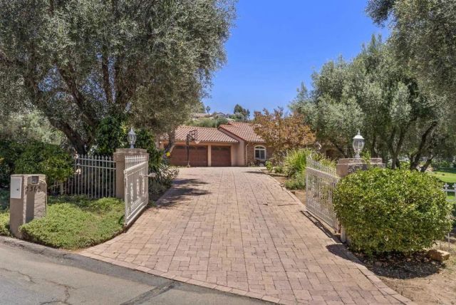 2365 Shaylene Way, Alpine, CA 91901