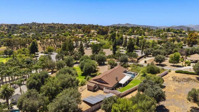 2365 Shaylene Way, Alpine, CA 91901