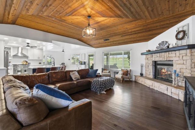 2365 Shaylene Way, Alpine, CA 91901