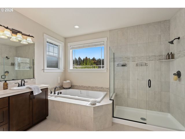 13427 Sw BEACH PLUM Ter, Sherwood, OR 97140