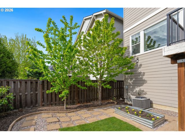 13427 Sw BEACH PLUM Ter, Sherwood, OR 97140