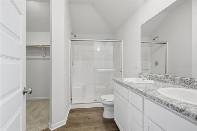 516 SE Nelson Drive, Blue Springs, MO 64014