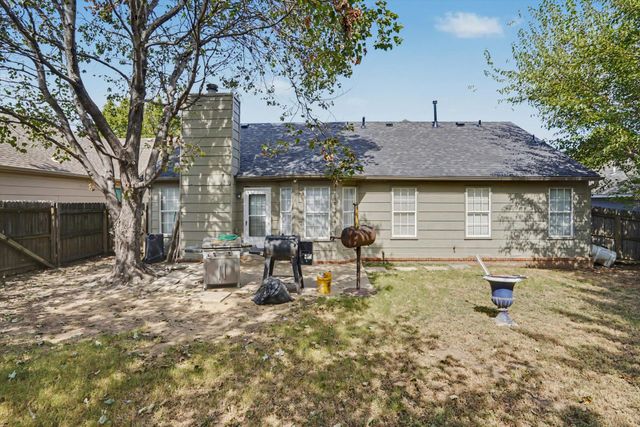 8810 E 95th Street, Tulsa, OK 74133