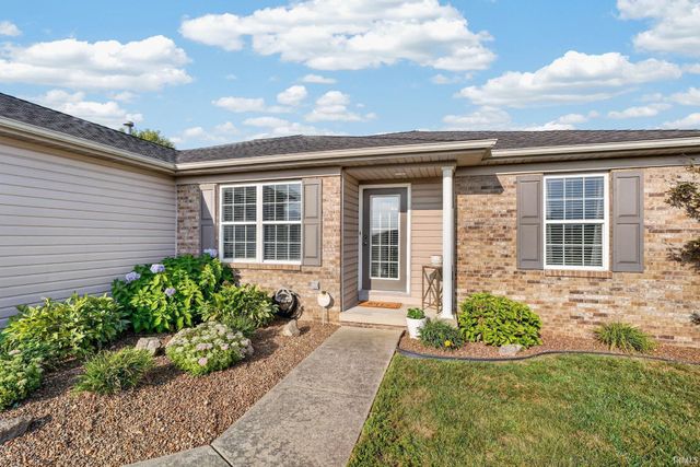 12642 Cold Water Drive, Evansville, IN 47725