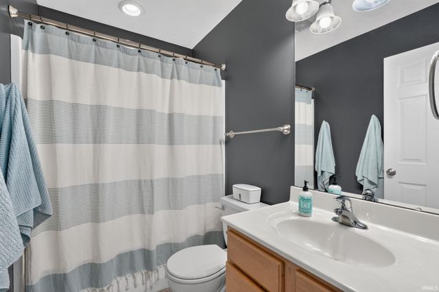12642 Cold Water Drive, Evansville, IN 47725