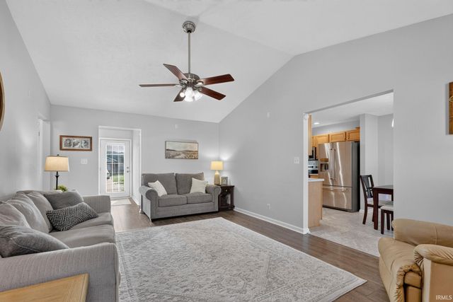 12642 Cold Water Drive, Evansville, IN 47725