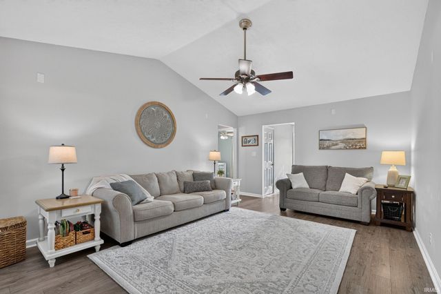 12642 Cold Water Drive, Evansville, IN 47725