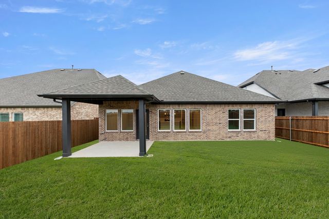 1811 Gleasondale Drive, Forney, TX 75126