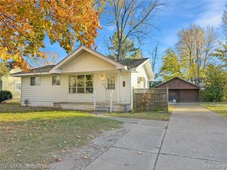 31917 Kathryn Street, Garden City, MI 48135