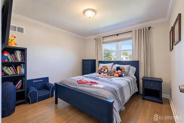 35 Bender Drive, Clifton, NJ 07013