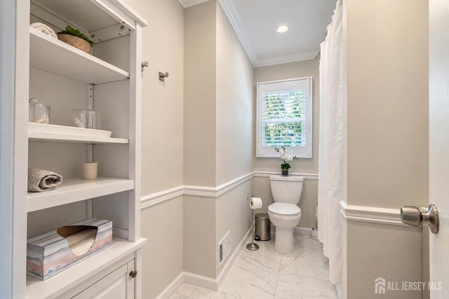 35 Bender Drive, Clifton, NJ 07013