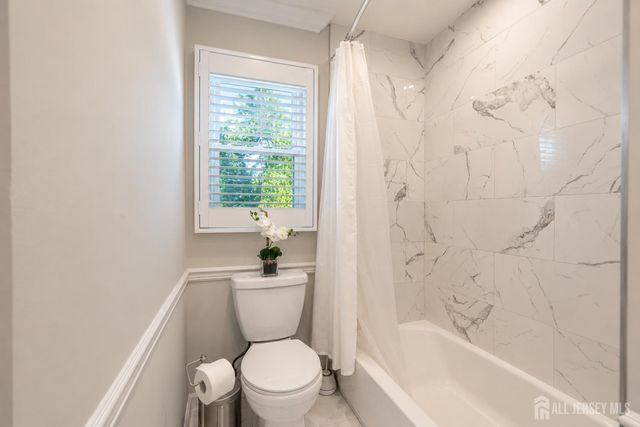 35 Bender Drive, Clifton, NJ 07013