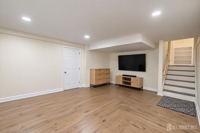 35 Bender Drive, Clifton, NJ 07013