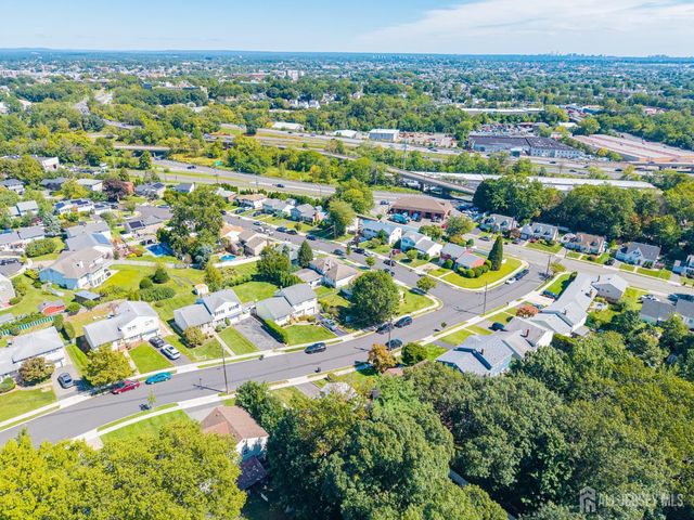 35 Bender Drive, Clifton, NJ 07013