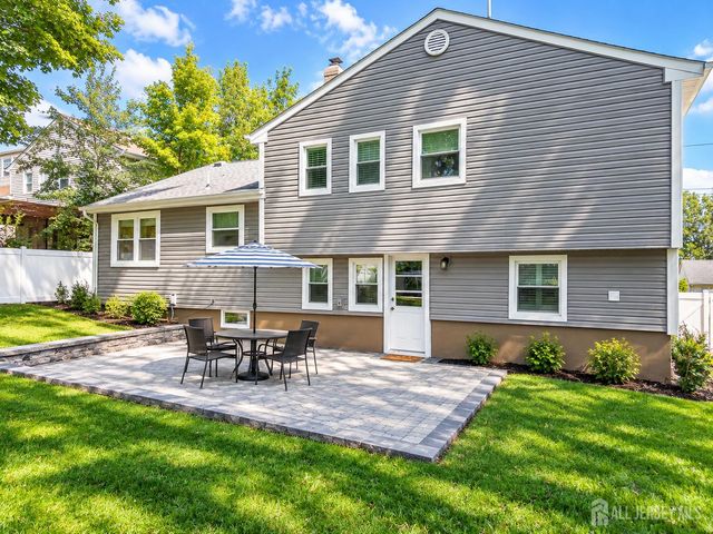 35 Bender Drive, Clifton, NJ 07013