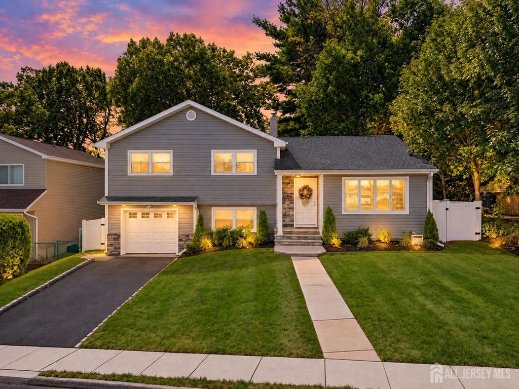 35 Bender Drive, Clifton, NJ 07013
