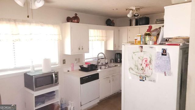 3095 Fern Valley Drive SW, Marietta, GA 30008