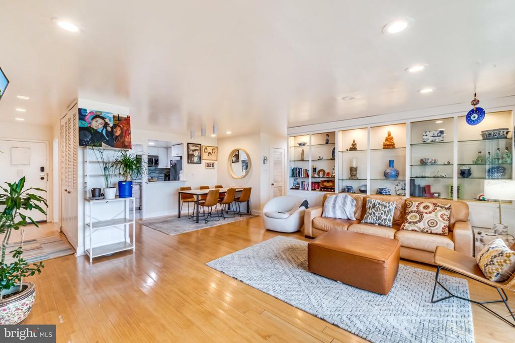 309 FLORENCE AVE #616-N, JENKINTOWN, PA 19046 — exterior