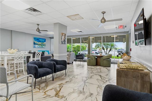 5 Bluebill AVE 702 + 802, Naples, FL 34108