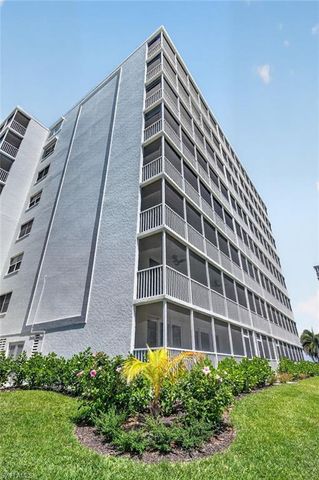 5 Bluebill AVE 702 + 802, Naples, FL 34108