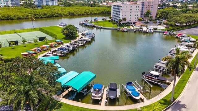 5 Bluebill AVE 702 + 802, Naples, FL 34108
