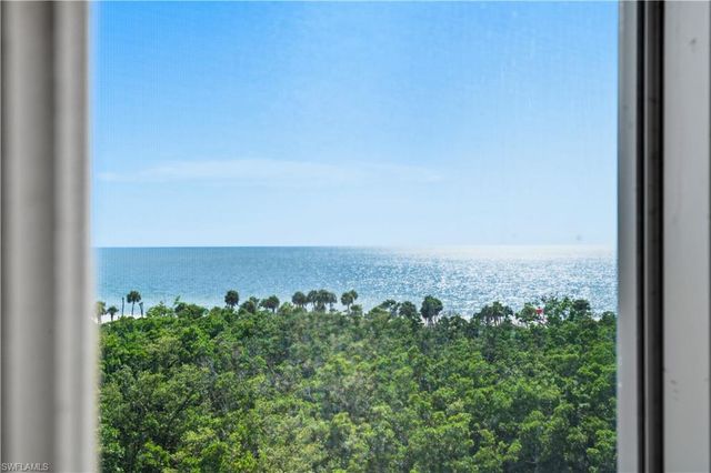 5 Bluebill AVE 702 + 802, Naples, FL 34108